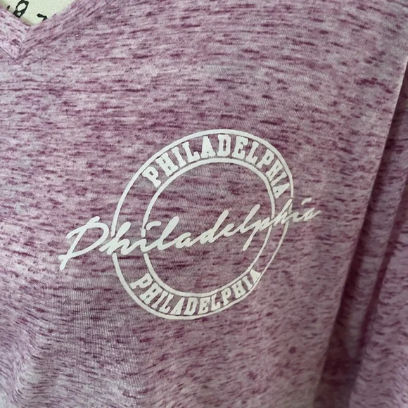 Pink Philadelphia PA Logo Hoodie  large - Picture 3 of 4